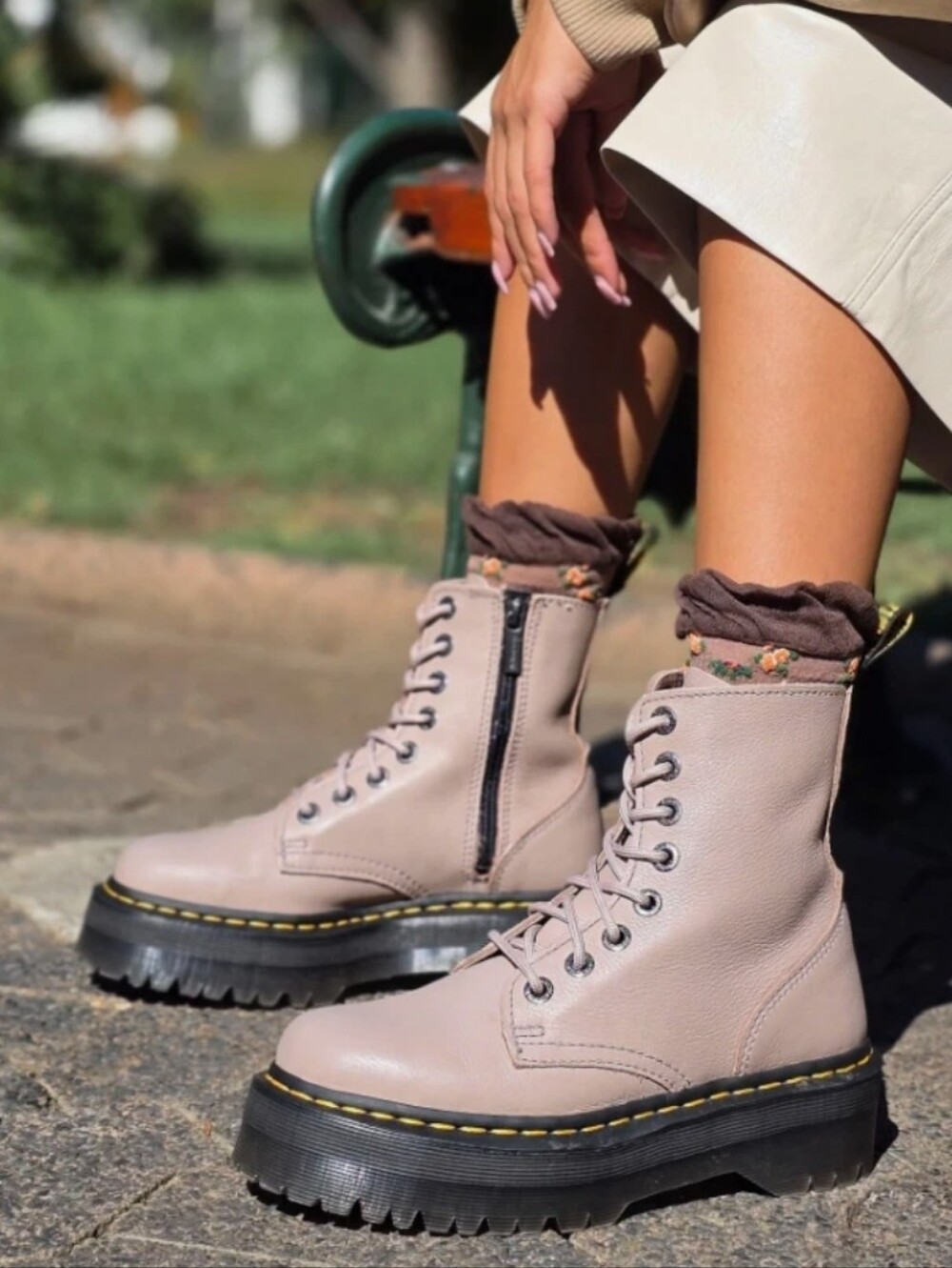 DR. MARTENS JADON III PISA LEATHER PLATFORM BOOTS